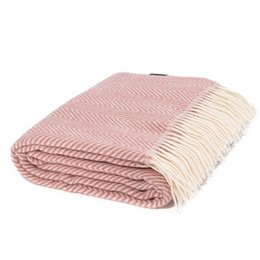  A soft, cozy throw blanket in a pink and white herringbone pattern, perfect for adding warmth and style to any room.