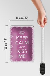 Tin sign saying 12x18cm Keep Calm and kiss me crown decoration