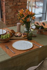 Cinnamon linen placemat
