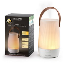  Esteban Mist Diffuser Little Lantern, a decorative and functional mist diffuser with a lantern-style design. Features a warm, ambient light and can be used to diffuse essential oils.