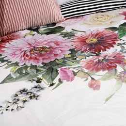 Melli Mello High on Love Dekbedovertrek Wit | Romantische Bloemen | Katoensatijn