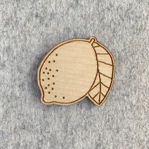 Wooden brooch - Lemon