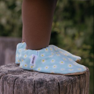 Babyschoenen - madeliefjes