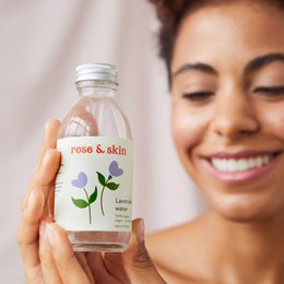Acqua di lavanda biologica lenitiva