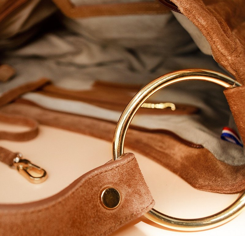 Bolso tote suave MIKI CITY camel