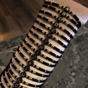 Bracelets Beads Black Initials gold - (Not Shopify Connected)