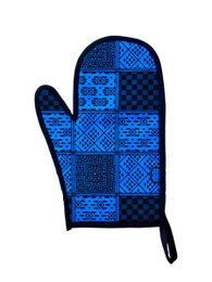Double oven glove with a yellow and blue floral pattern.