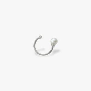 One Pearl Ear Cuff - Silber