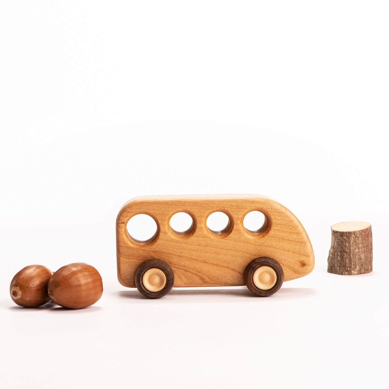 Autobus di legno