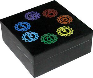 Specksteindose - 7 Chakra-Symbole im Kreis 10,2 x 10,2 cm --3016802