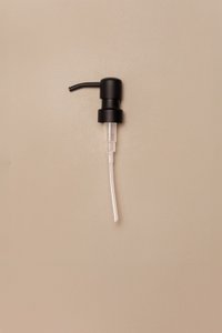 Zwarte roestvrijstalen pompdispenser