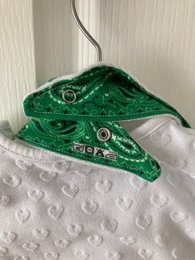 Drool scarf Paisley Green