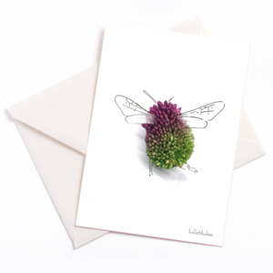 Ornamental onion bumblebee