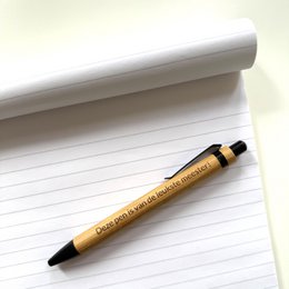  Wooden bamboo pens, featuring a natural bamboo material and a text that says "This pen is from the nicest master!". The pens have a simple, elegant design and are suitable for writing or drawing.