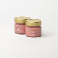 Honig mit Preiselbeeren