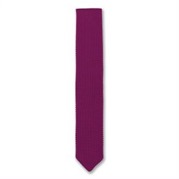 A berry pink knitted tie with a classic style, suitable for formal or casual wear.