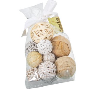 BAG OF ASSORTED WHITE DRIED FLOWER BALLS _12X18CM LL26659
