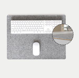 Desk pad made of felt and cork | light gray - 38 x 50cm