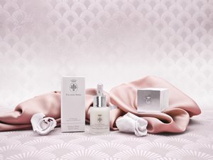 Anti-Age Face Serum - Concentrated broth of beauty with antioxidant and anti-aging action.