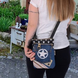Sunsa skuldertaske til kvinder. Bæredygtig taske lavet af genbrugte jeans og kanvas. Vintage vegansk skuldertaske. Lille crossover taske…