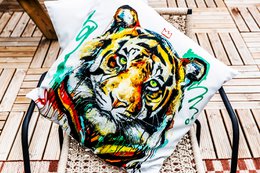Cojín de terciopelo Tigger III de Vincent Richeux