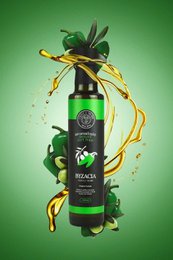 Olivenöl aromatisiert mit frischem grünem Pfeffer