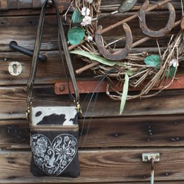 Traditionele tas van Domelo. Dames schoudertas. Dirndl schoudertas gemaakt van canvas en leer. Handtas in traditionele stijl met hartedelweissprint. Crossbodytas voor dames als Oktoberfest-accessoire.