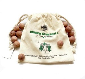 Mottenkugeln aus Zedernholz