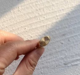 Medilion - Signet Sun Burst Gold Ring