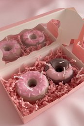  Pink donut-shaped scented candles, handcrafted dessert candles, gift set with packaging, round textured candles.