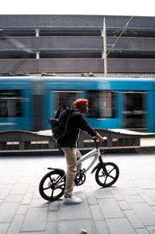 Cruzaa pedalstøttende Bluetooth elcykel Carbon Black