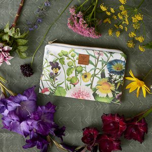 ORGANIC COSMETIC BAG - FLOWERS