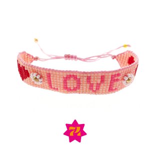 Roze kralenarmband met statement LOVE