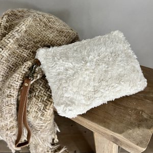Teddy clutch cotton