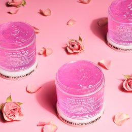 Rose stem cell bio-repair gel mask with pink color and rose petals
