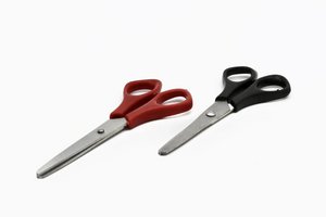 Left and right-handed school scissors