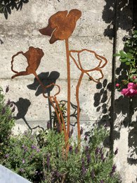 Poppy open up - Objeto de acero corten