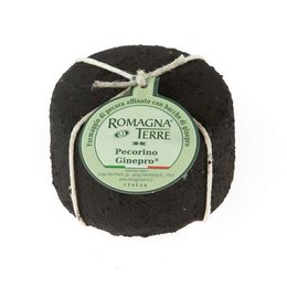  Pecorino al Ginepro, a 0.5 kg sheep milk cheese with juniper flavor.