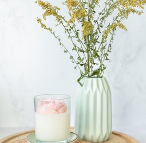 Rhodé Flower Candle