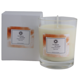 Amber black scented candle, 130g. Warm, earthy fragrance with notes of amber and black pepper. Soy wax blend in a glass container.