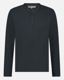  Long sleeve henley t-shirt in anthracite color, made of cotton, with a classic henley neckline and button placket.