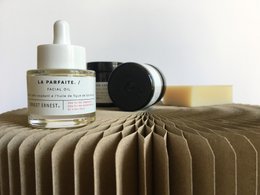 LA PARFAITE - Anti-oxidant serum med stikkende pæreolie