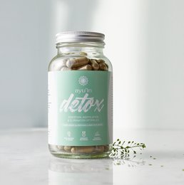 120 organic Ayurvedic capsules for detox and digestion support, in a glass jar with a mint green label.