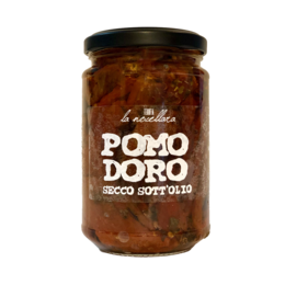 Dried tomatoes in oil, 290 gr. Savory, sun-dried tomatoes in olive oil, perfect for tapenades, pasta dishes, or as a snack.