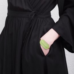 Oval manchet armbånd grøn