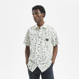 White short sleeve casual shirt with small floral print pattern, button-up collar, men's relaxed fit