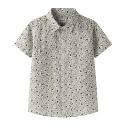 Gray printed polo collar shirt for boys aged 7-12 years. Made of lightweight, breathable fabric with a classic polo collar and short sleeves.