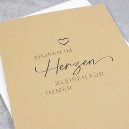 Tarjeta de luto “Huellas en el corazón”