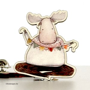 Wooden Pin - Walt Hert