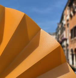 Éventail à main, éventail, éventail, orange translucide